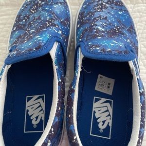 Boys glow in the dark vans size 13.5